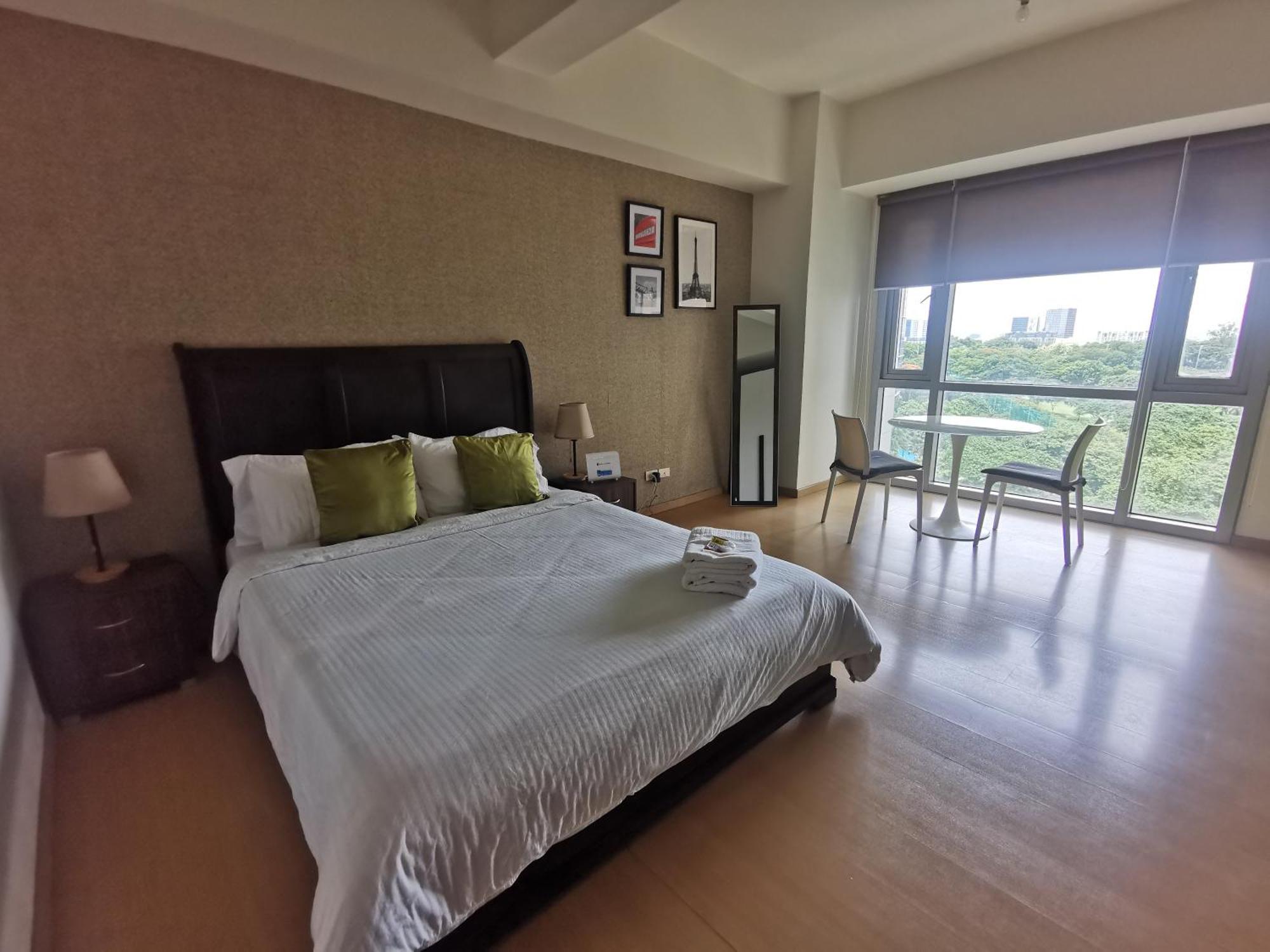 Apartment Caleze Avant At The Bgc *