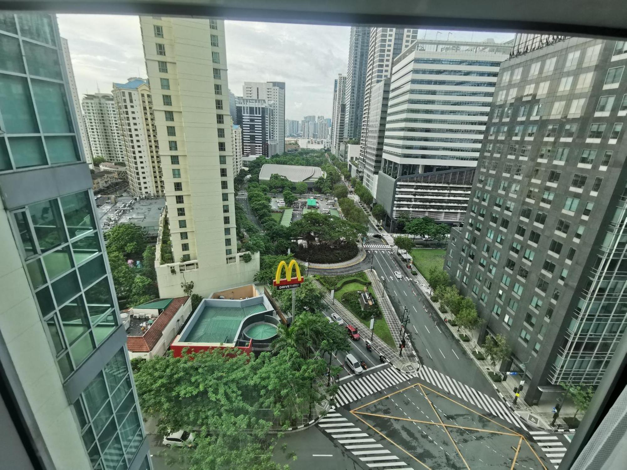 Apartment Caleze Avant At The Bgc Manila